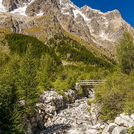 Lo Scoiattolo Hotel Courmayeur