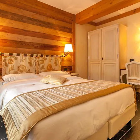 Hotel Lo Scoiattolo Courmayeur