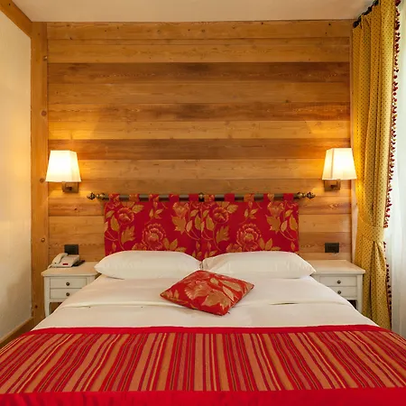 Lo Scoiattolo Hotel 4*