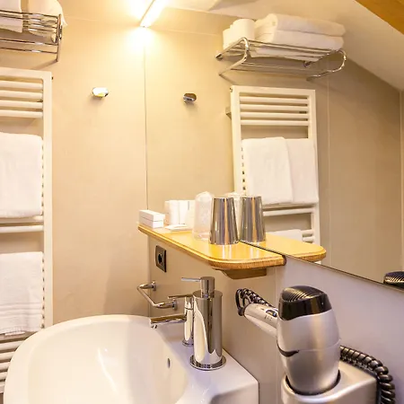 Hotel Lo Scoiattolo Courmayeur