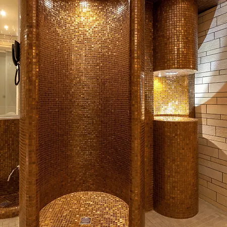 Lo Scoiattolo Hotel 4*