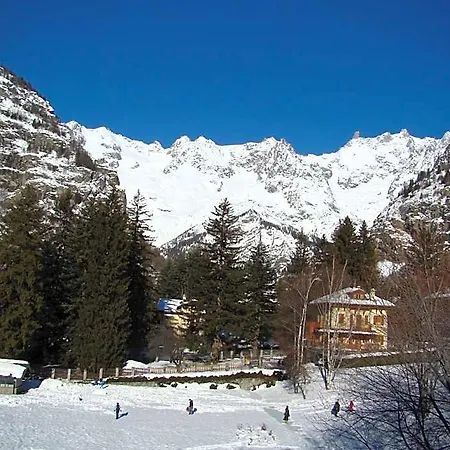 Lo Scoiattolo Hotel 4*