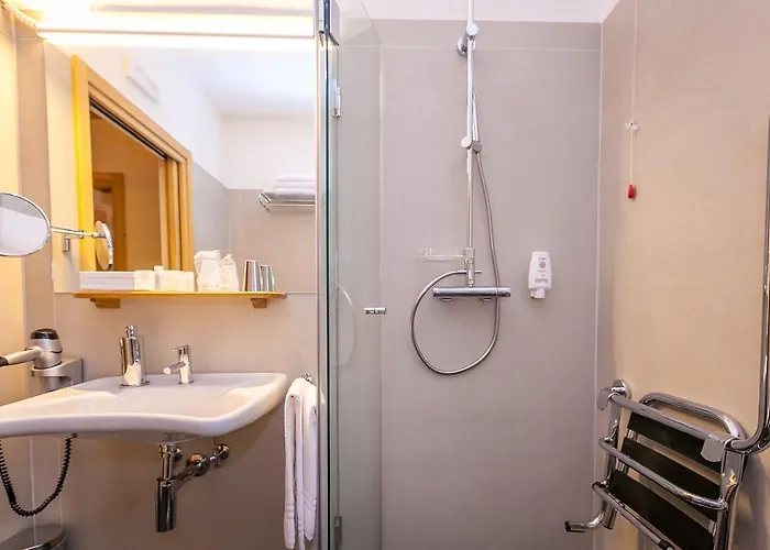 Hotel Lo Scoiattolo Courmayeur