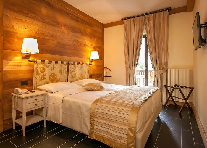 Hotel Lo Scoiattolo Courmayeur