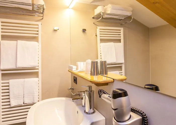 Hotel Lo Scoiattolo Courmayeur