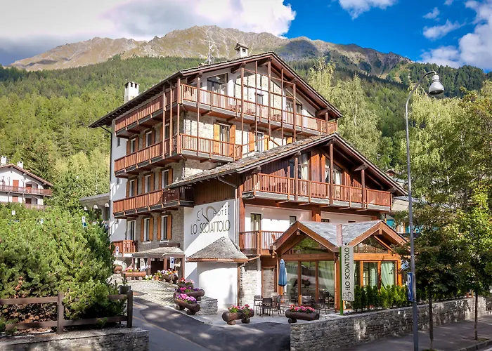 Lo Scoiattolo Ξενοδοχείο 4*